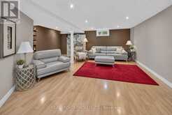 76 GOLDEN ORCHARD DRIVE | Hamilton Ontario | Slide Image Thirty-two