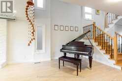 15 FOXGLOVE COURT | Markham Ontario | Slide Image Seven