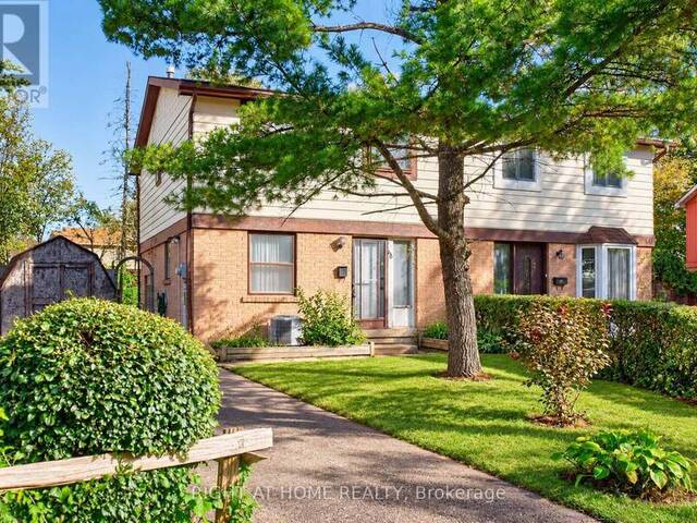 68 TROTT SQUARE Toronto Ontario, M1B 1V8 - 3 Bedrooms Home For Sale