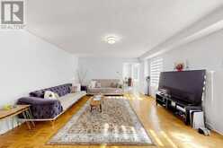 15 BENJAMIN HOOD CRESCENT | Vaughan Ontario | Slide Image Five
