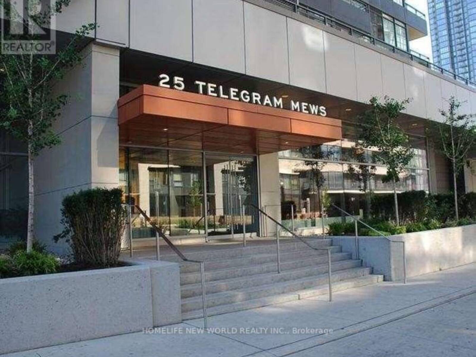 1012 - 25 TELEGRAM MEWS, Toronto, Ontario M5V 3Z1