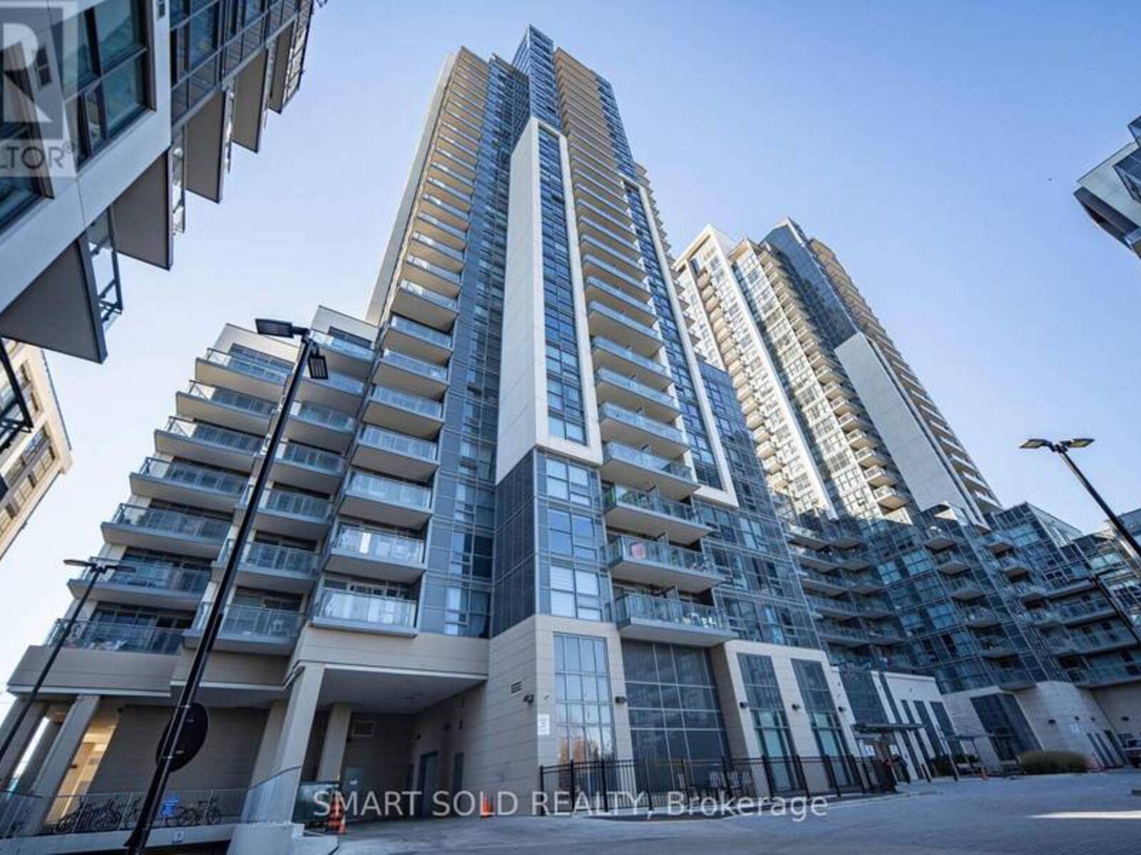 329 - 20 MEADOWGLEN PLACE, Toronto, Ontario M1G 0A9