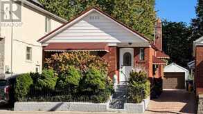 1159 WOODBINE AVENUE | Toronto Ontario | Slide Image Three