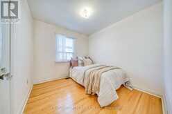 78 GILROY DRIVE | Toronto Ontario | Slide Image Twelve