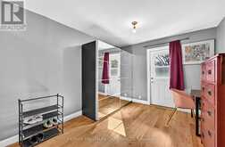 90 ROXBOROUGH ROAD | Newmarket Ontario | Slide Image Ten