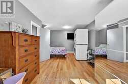 90 ROXBOROUGH ROAD | Newmarket Ontario | Slide Image Twelve