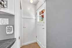 90 ROXBOROUGH ROAD | Newmarket Ontario | Slide Image Seventeen