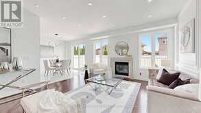 7 PHILIPS LAKE COURT | Richmond Hill Ontario | Slide Image Seven