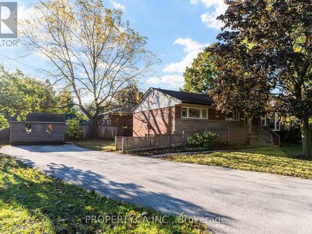 2302 REDFERN ROAD Burlington Ontario, L7R 1X3 - 4 Bedrooms Home For Sale