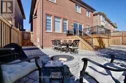 14 THRESHING MILL BOULEVARD | Oakville Ontario | Slide Image Thirty-eight