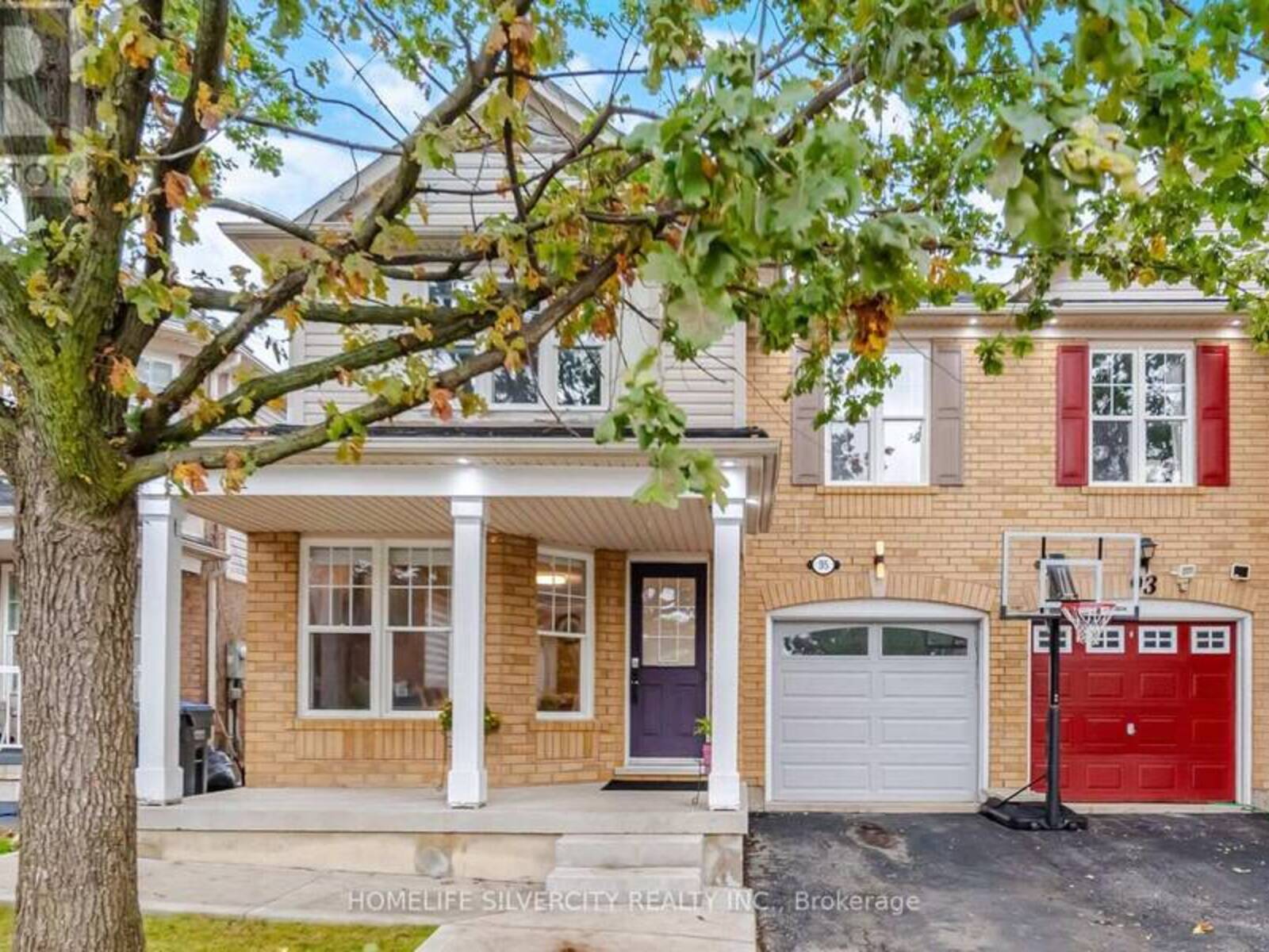 95 SWEETWOOD CIRCLE, Brampton, Ontario L7A 2S2