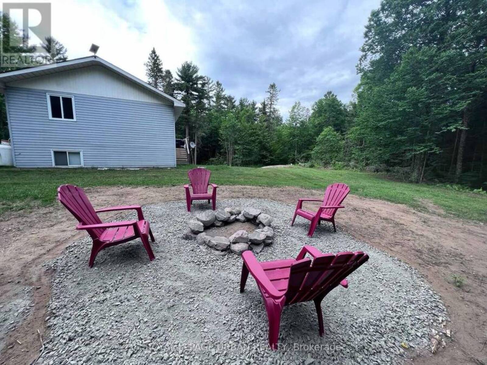 606 RYE ROAD, Parry Sound, Ontario P0A 1X0