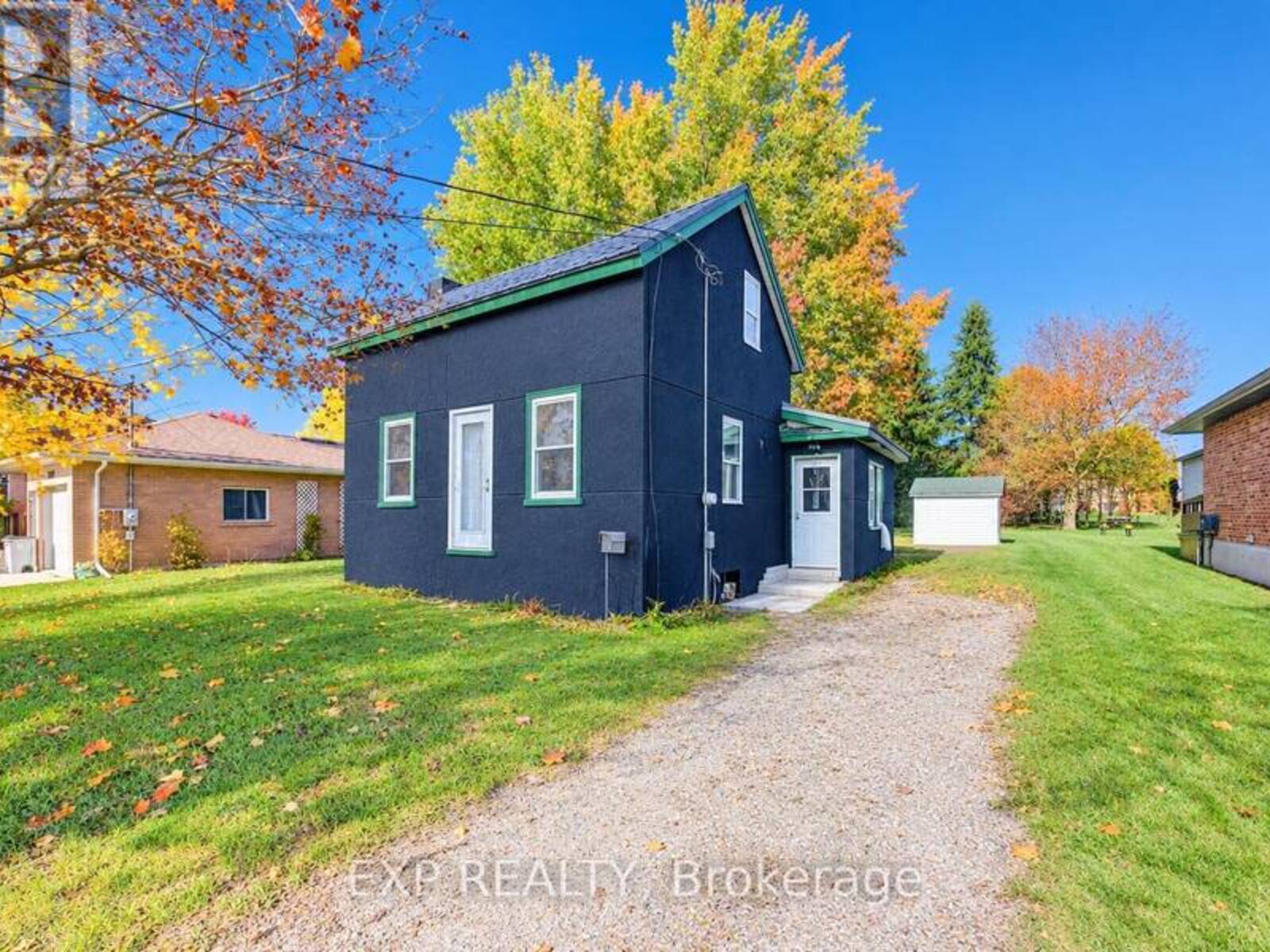 745 BINNING STREET W, Listowel, Ontario N4W 1H3