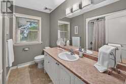 12 BAKER ROAD N | Grimsby Ontario | Slide Image Thirty