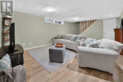 12 BAKER ROAD N | Grimsby Ontario | Slide Image Thirty-two