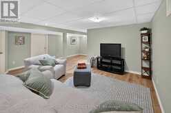 12 BAKER ROAD N | Grimsby Ontario | Slide Image Thirty-three