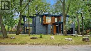 2 KINGSBURY CRESCENT | Toronto Ontario | Slide Image Two