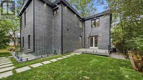 2 KINGSBURY CRESCENT | Toronto Ontario | Slide Image Forty-five