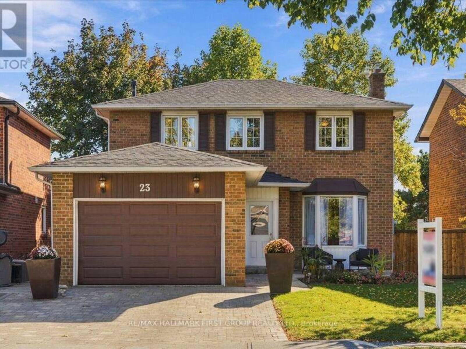 23 FLOWERS CRESCENT, Ajax, Ontario L1S 4B9