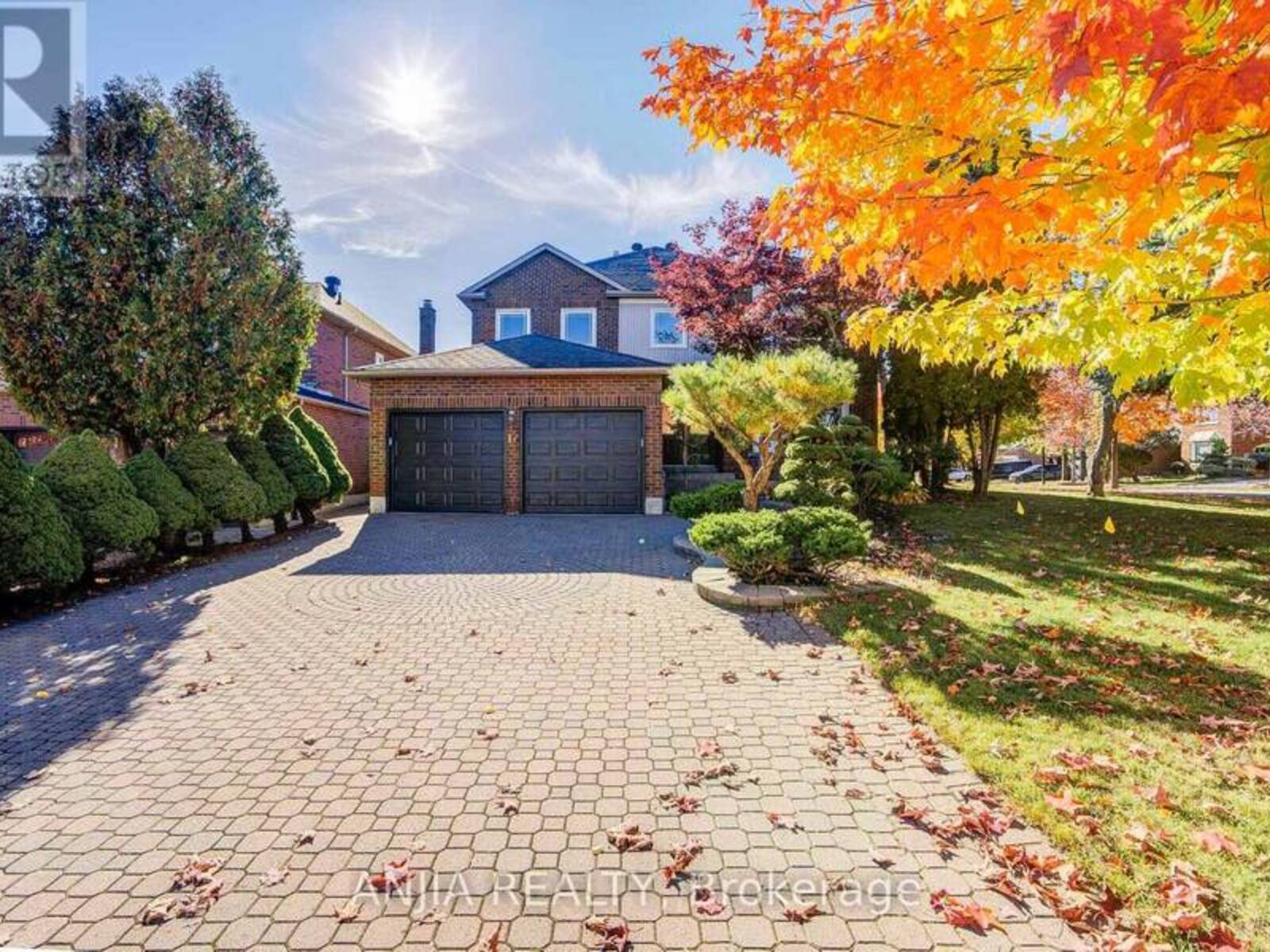 17 CHARRINGTON CRESCENT, Markham, Ontario L3R 0R3