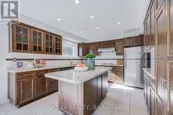 17 CHARRINGTON CRESCENT | Markham Ontario | Slide Image Nineteen
