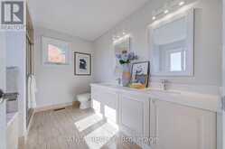 17 CHARRINGTON CRESCENT | Markham Ontario | Slide Image Thirty-five