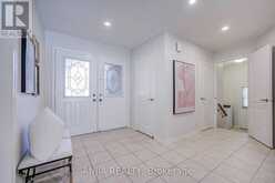 17 CHARRINGTON CRESCENT | Markham Ontario | Slide Image Seven