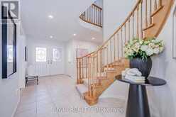 17 CHARRINGTON CRESCENT | Markham Ontario | Slide Image Eight