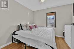 323 BELL STREET | Tay Ontario | Slide Image Seventeen