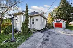 323 BELL STREET | Tay Ontario | Slide Image Three