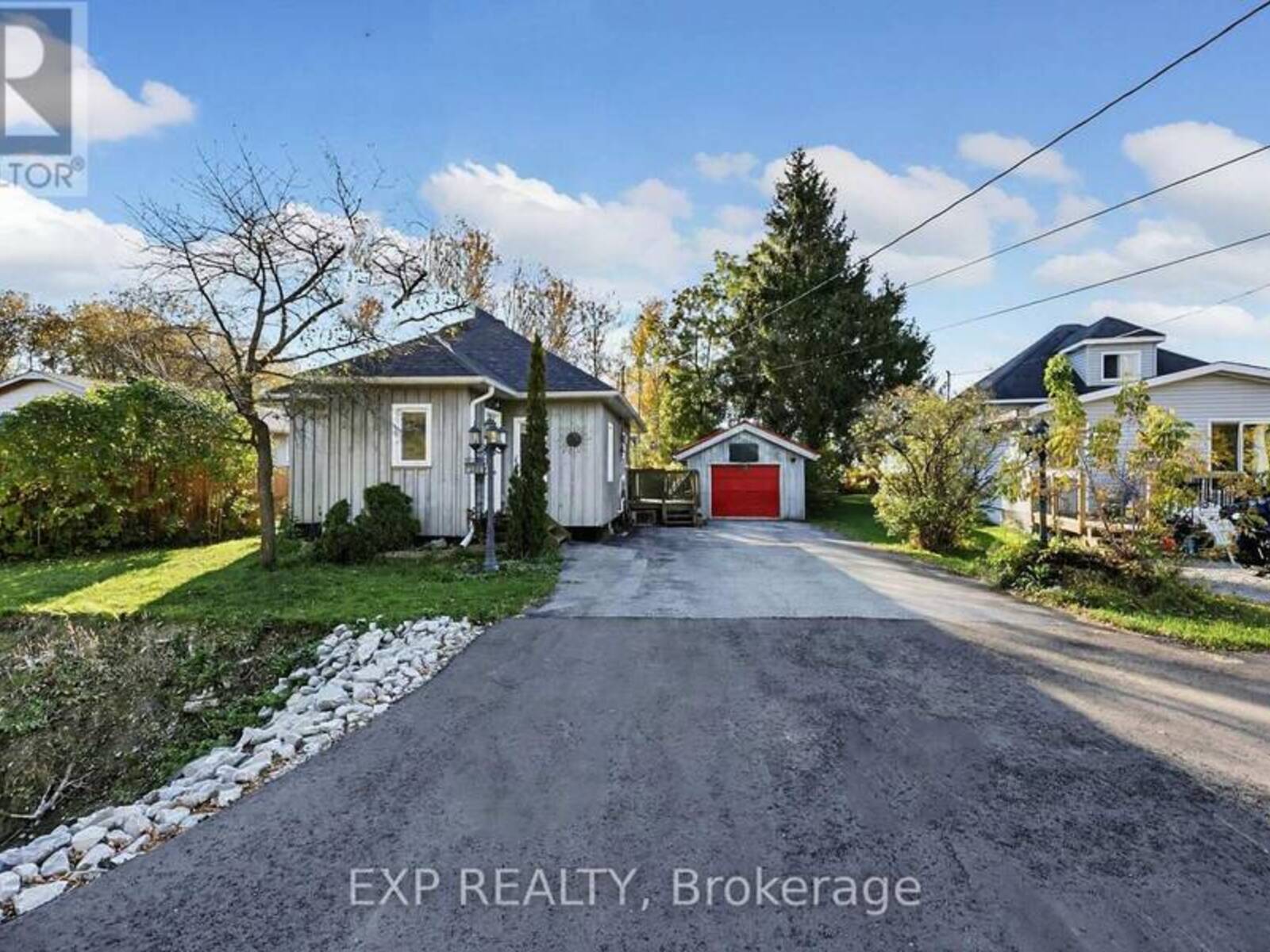 323 BELL STREET, Tay, Ontario L0K 1R0