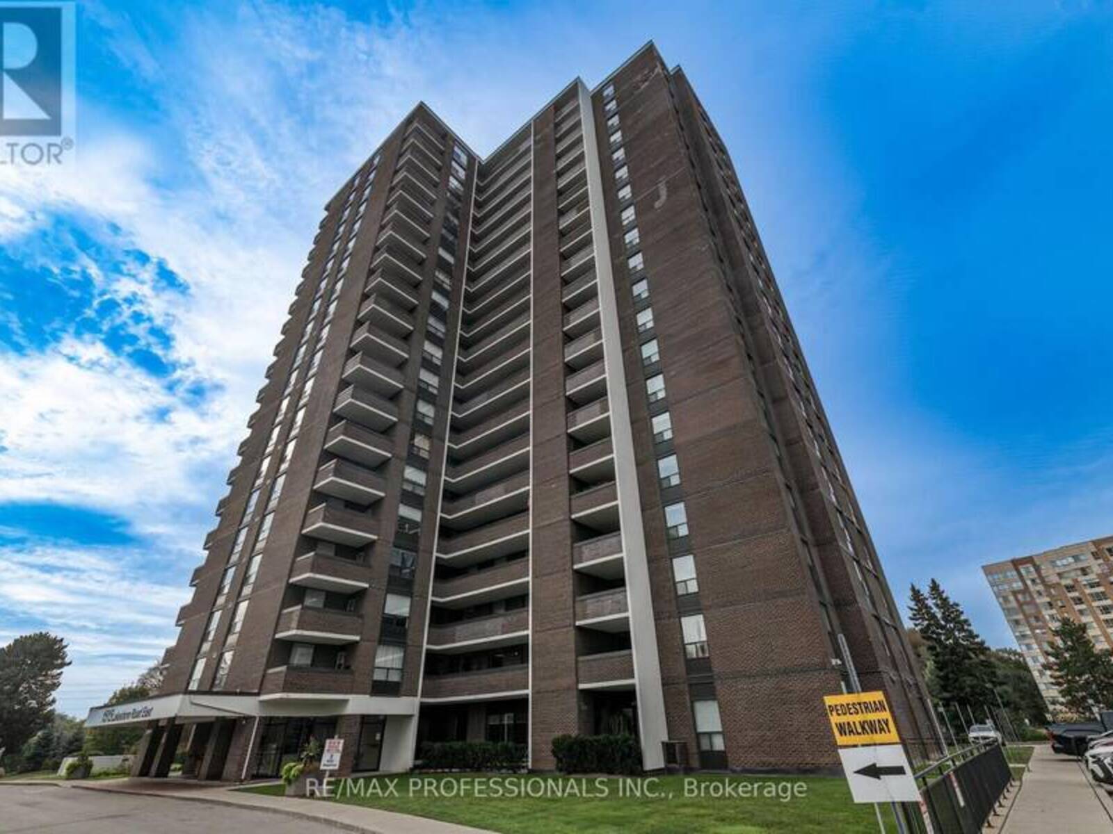 708 - 1515 LAKESHORE ROAD, Mississauga, Ontario L5E 3E3