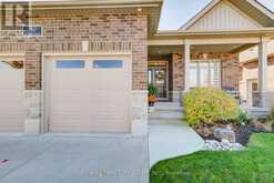 90 GERBER MEADOWS DRIVE | Wellesley Ontario | Slide Image Three