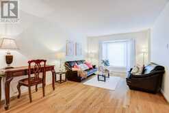 50 PICCADILLY ROAD | Richmond Hill Ontario | Slide Image Eight
