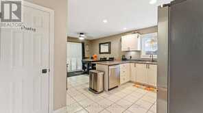 34 BRIGHTON ROAD | Barrie Ontario | Slide Image Thirteen
