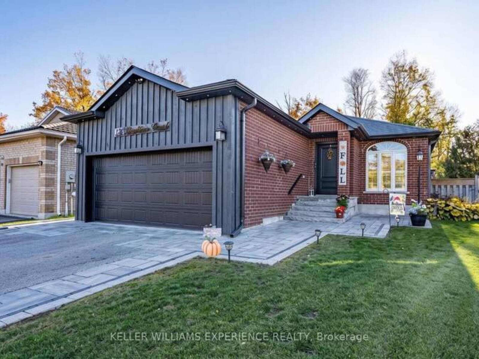 34 BRIGHTON ROAD, Barrie, Ontario L4M 6S4