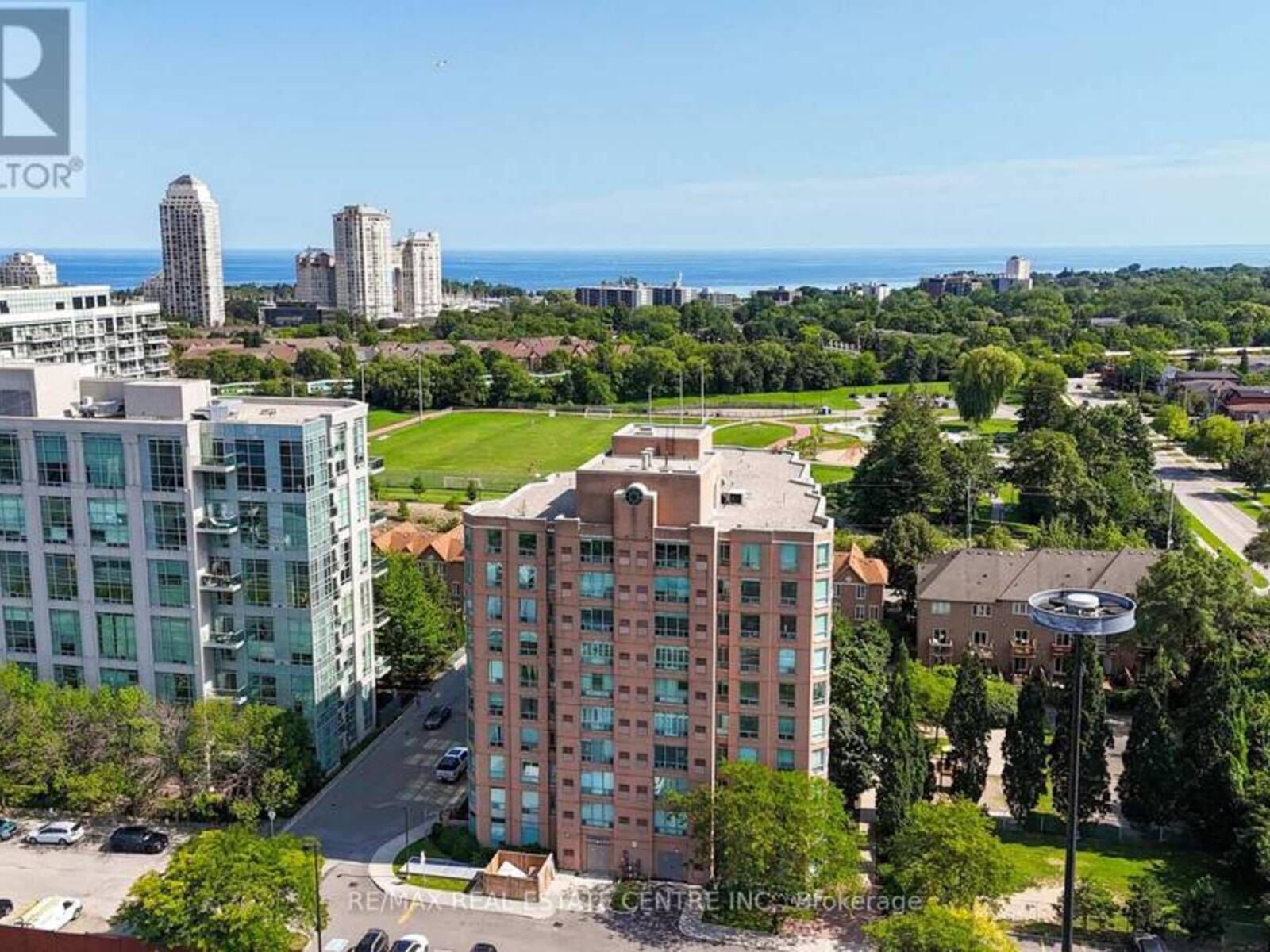 706 - 190 MANITOBA STREET, Toronto, Ontario M8Y 3Y8