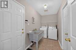 166 TOBY CRESCENT | Hamilton Ontario | Slide Image Eighteen