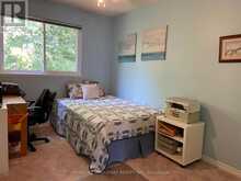 26 - 517 JACK GILES CIRCLE | Newmarket Ontario | Slide Image Thirteen