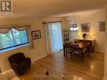 26 - 517 JACK GILES CIRCLE | Newmarket Ontario | Slide Image Four