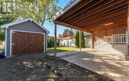90 SILVERHILL DRIVE | Toronto Ontario | Slide Image Twenty