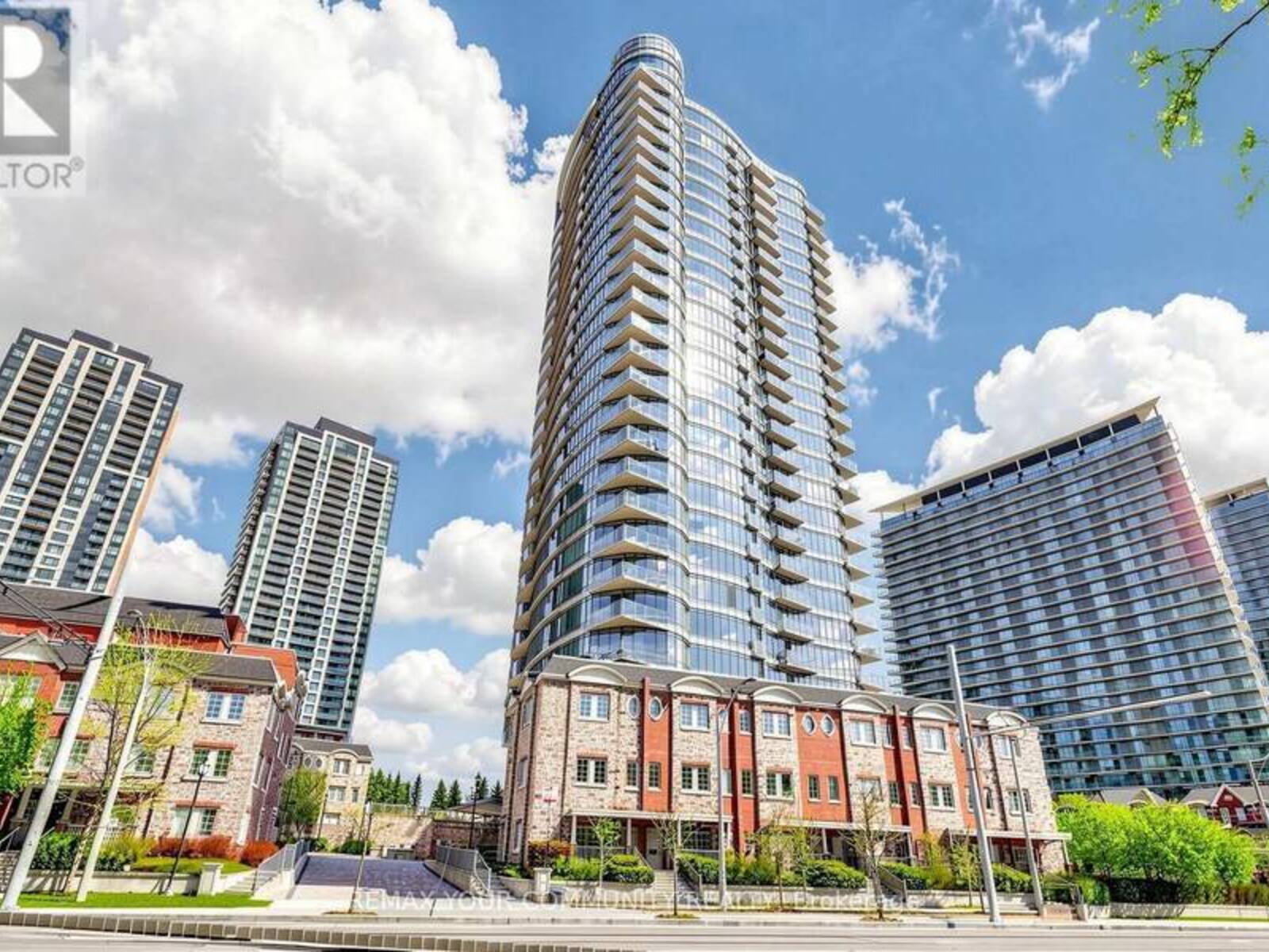 1506 - 15 WINDERMERE AVENUE, Toronto, Ontario M6S 5A2