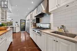 36 DUART PARK ROAD | Toronto Ontario | Slide Image Nineteen