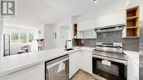 613 - 75 WELDRICK ROAD E | Richmond Hill Ontario | Slide Image Sixteen