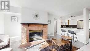 613 - 75 WELDRICK ROAD E | Richmond Hill Ontario | Slide Image Seven