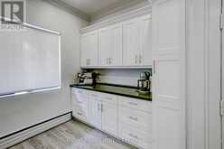 181 LAKESHORE ROAD E | Mississauga Ontario | Slide Image Thirteen