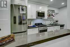 181 LAKESHORE ROAD E | Mississauga Ontario | Slide Image Nine