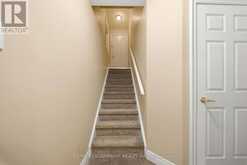 95 TOLLGATE DRIVE | Ancaster Ontario | Slide Image Thirty-three
