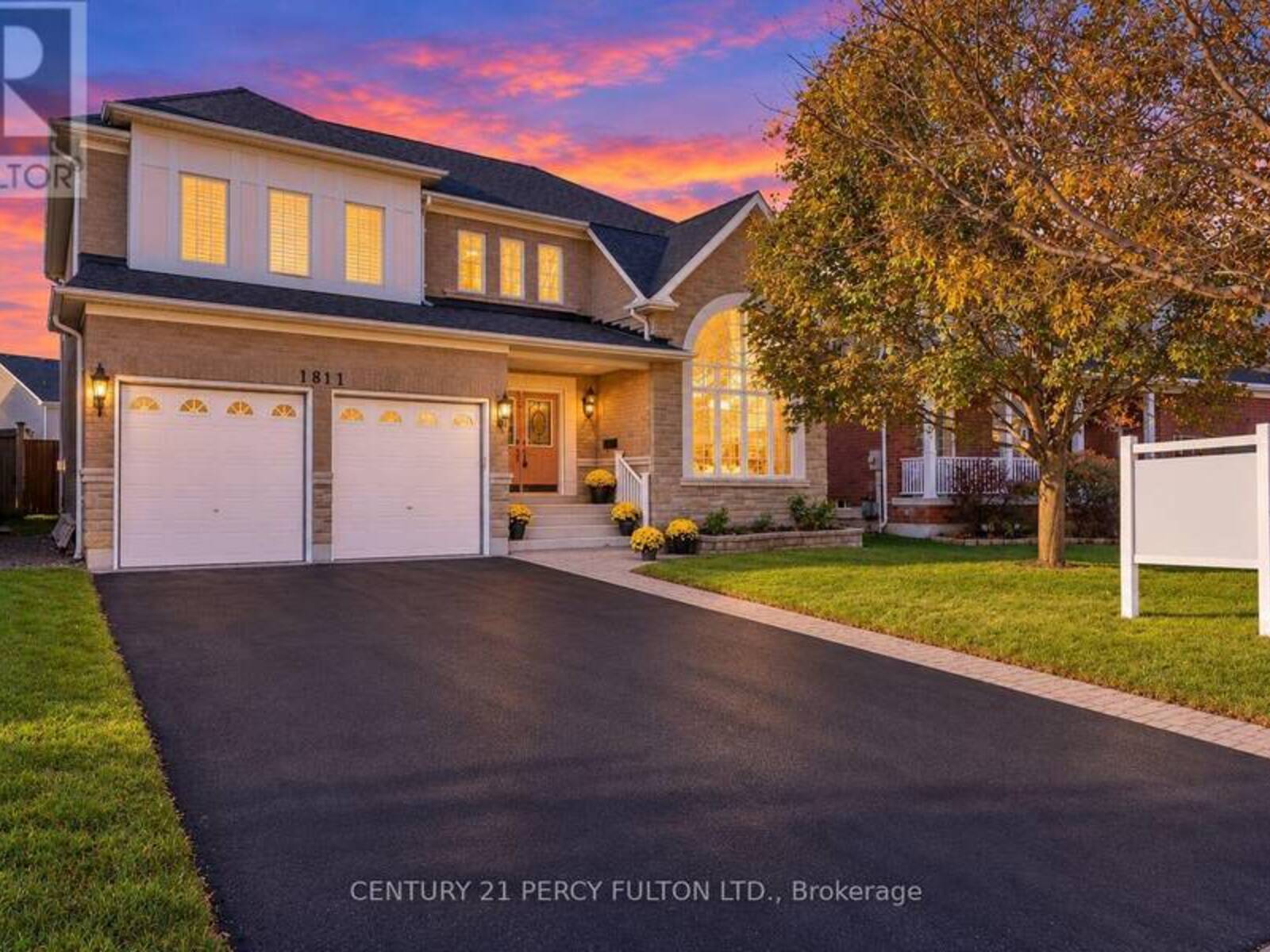 1811 BADGLEY COURT, Oshawa, Ontario L1K 0H5