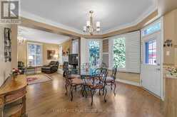 15 THEOBALDS CIRCLE | Richmond Hill Ontario | Slide Image Thirteen